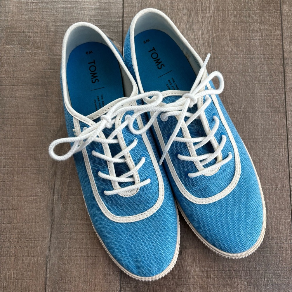 Toms Carmel Lifestyle Sneakers Blue Lace up Canvas Women's Size 9